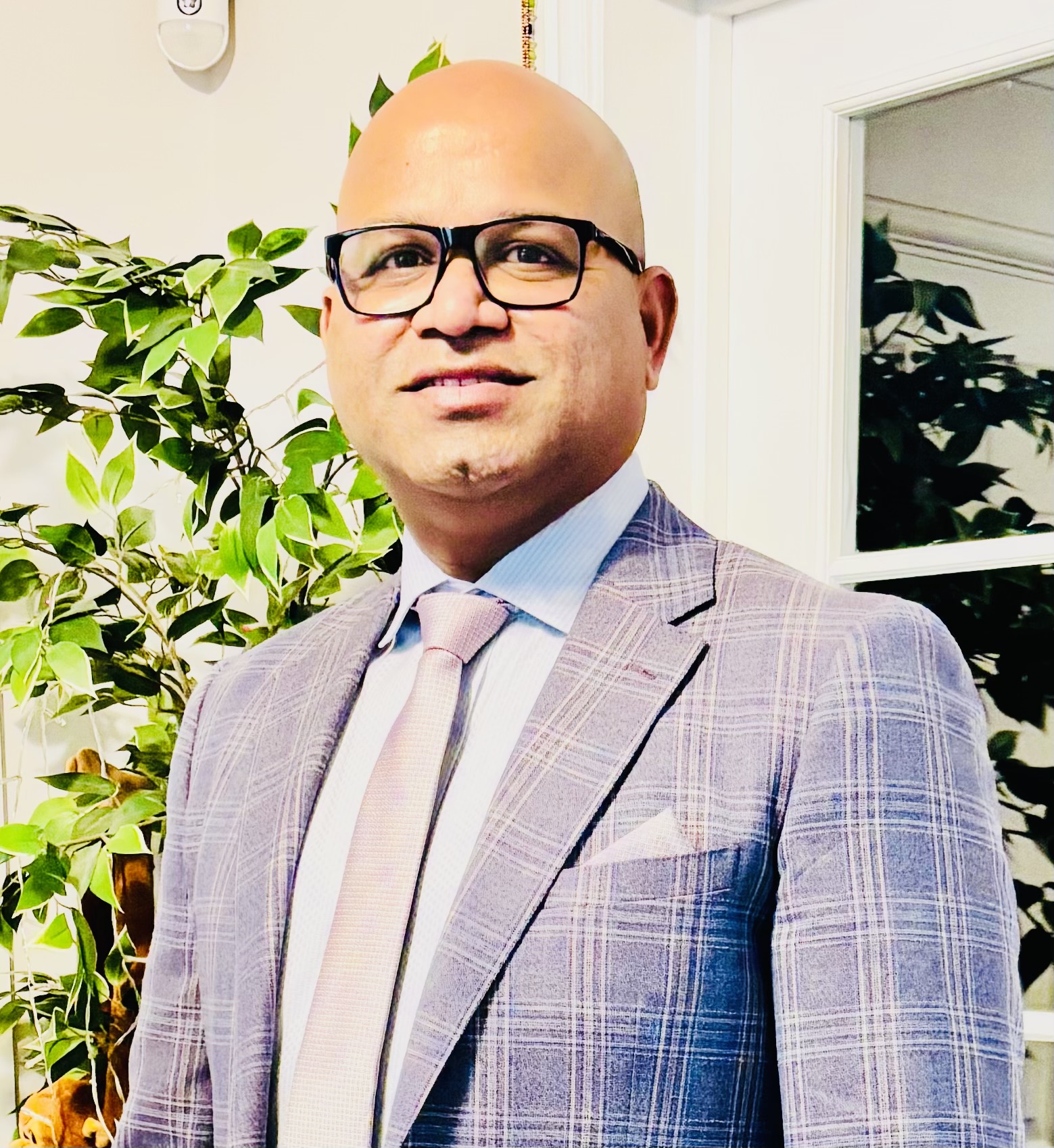 FullSizeRender Dr Harish Bhandari